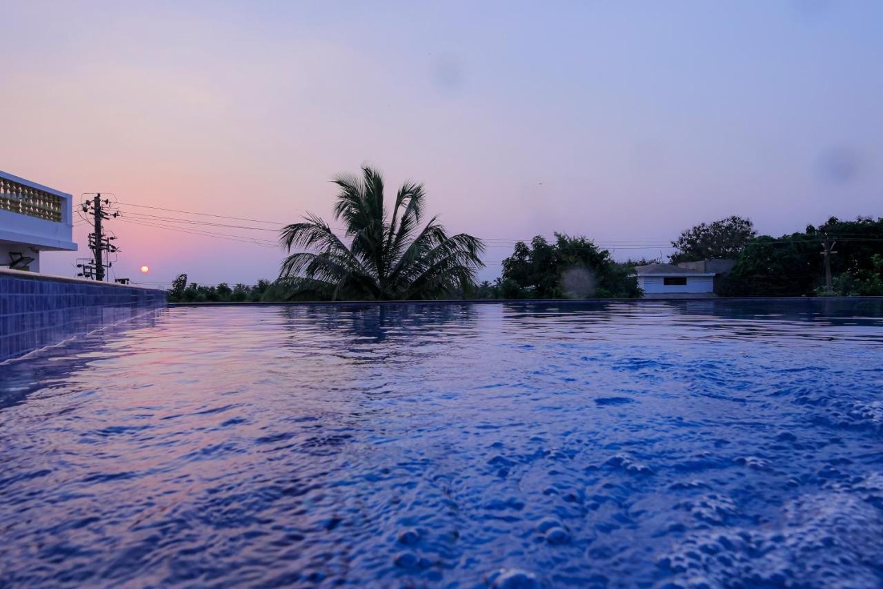 Sparv Aulakhs Resort Mandrem Esterno foto