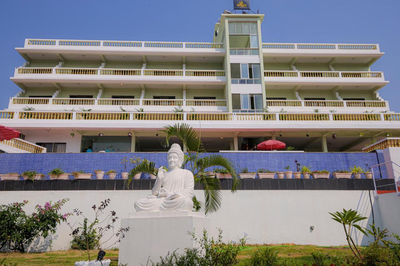 Sparv Aulakhs Resort Mandrem Esterno foto