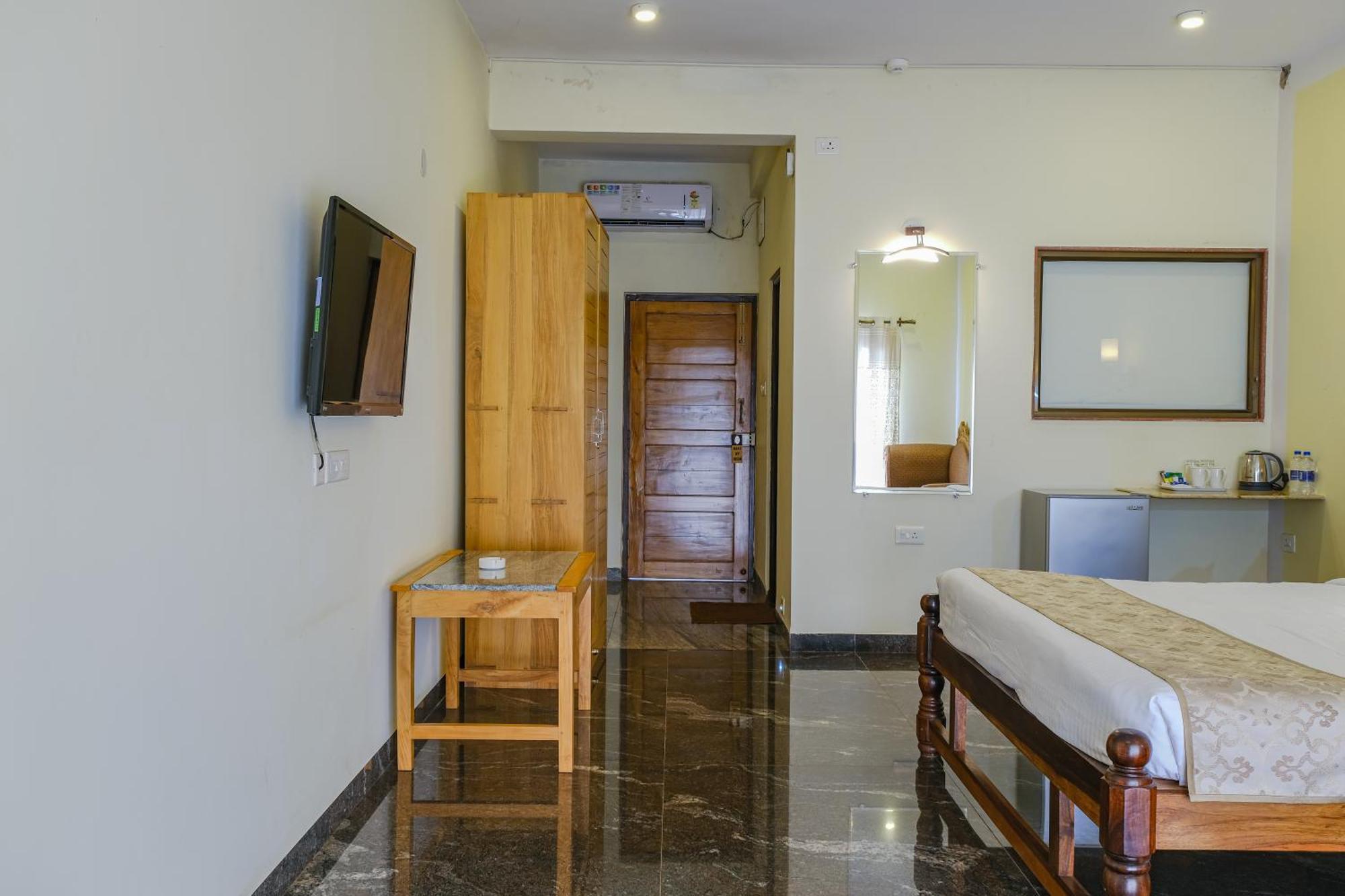 Sparv Aulakhs Resort Mandrem Esterno foto