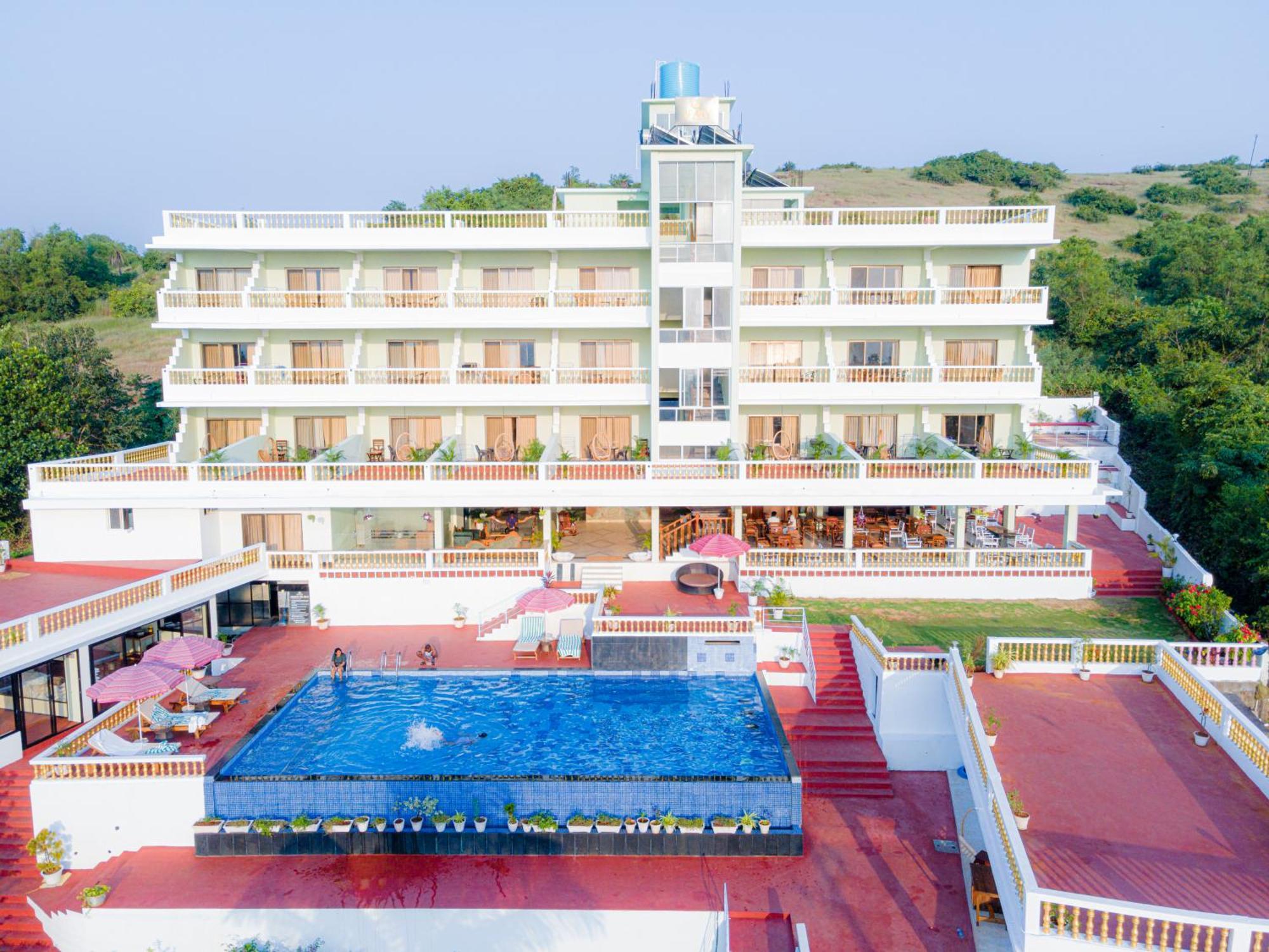 Sparv Aulakhs Resort Mandrem Esterno foto