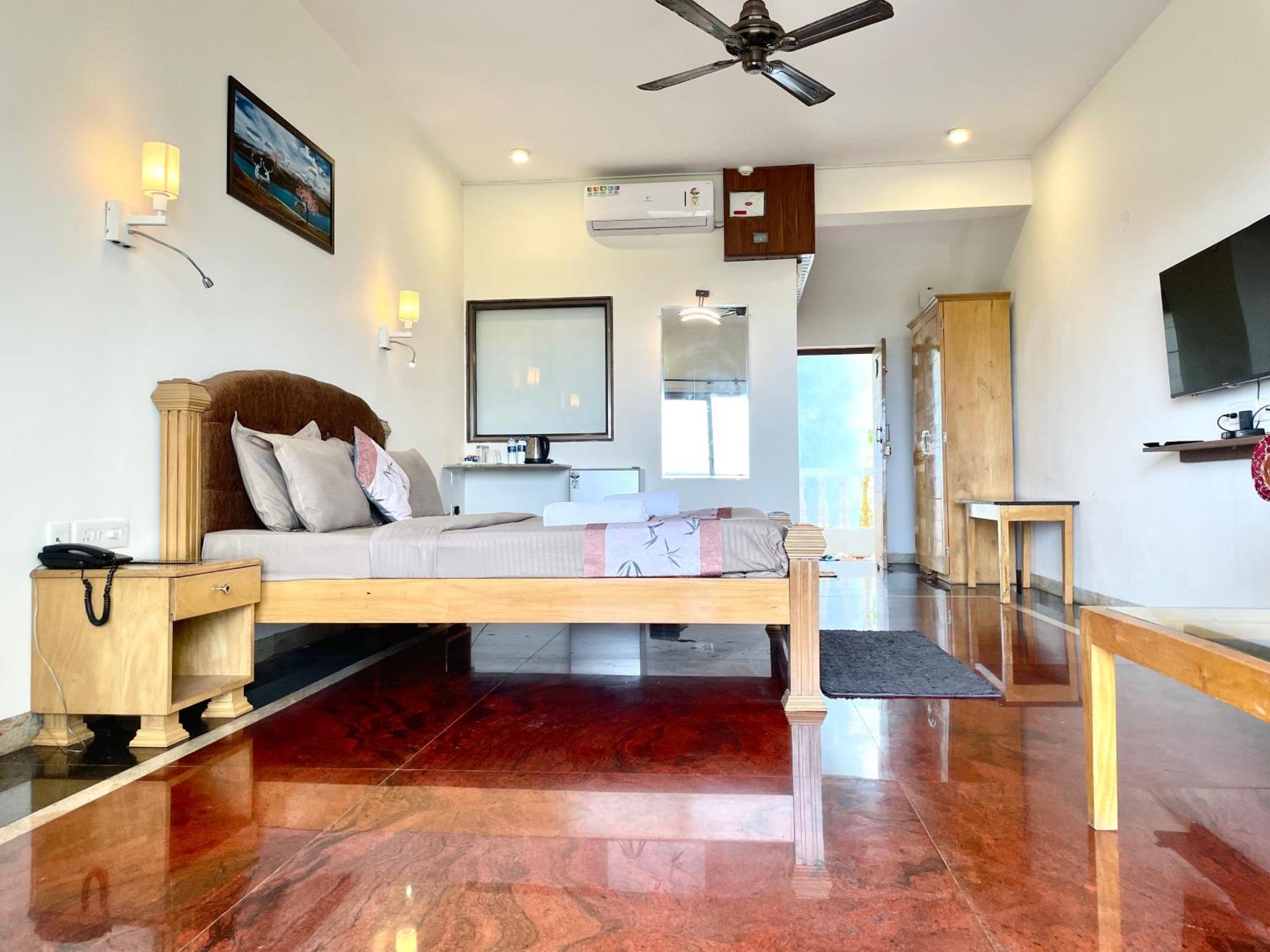 Sparv Aulakhs Resort Mandrem Esterno foto