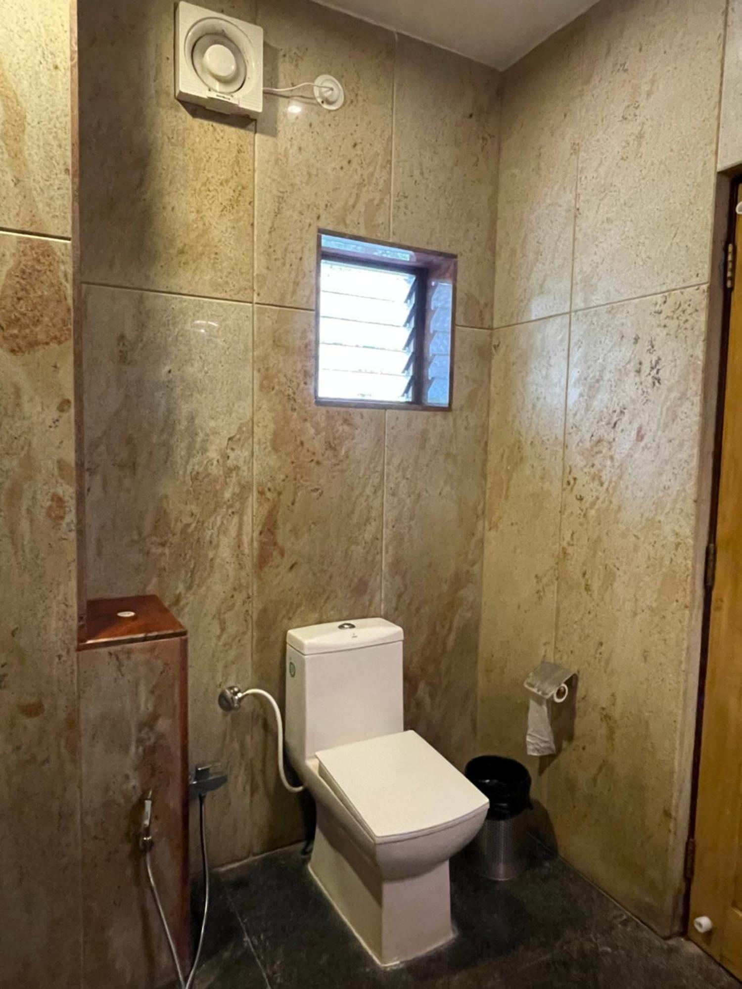 Sparv Aulakhs Resort Mandrem Esterno foto